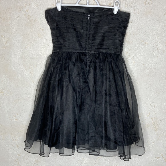 Betsey Johnson Dress - Picture 4 of 11